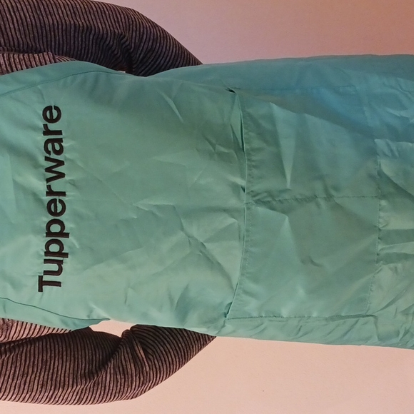 Tupperware nylon apron with pockets fully adjustable - Picture 2 of 6